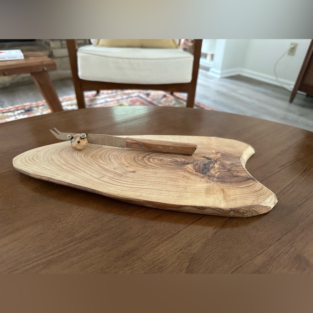 Wooden Cheese Board with Knife